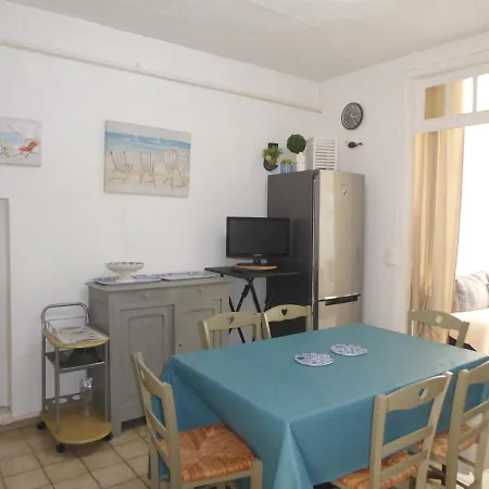 Appartement Les Sables-D'Olonne, 3 Pieces, 6 Personnes - Fr-1-325-121 Les Sables-dʼOlonne