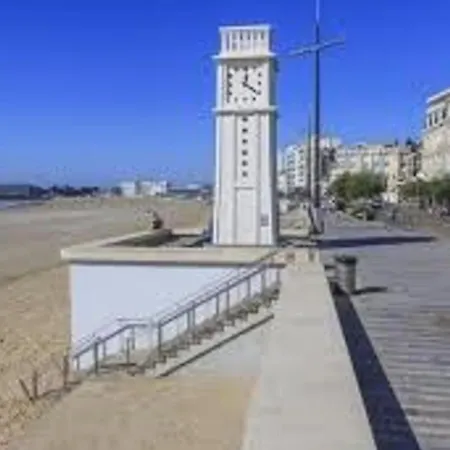 Appartement Les Sables-D'Olonne, 3 Pieces, 6 Personnes - Fr-1-325-121 아파트 *